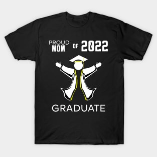 Proud mom of 2022 graduate yellow T-Shirt